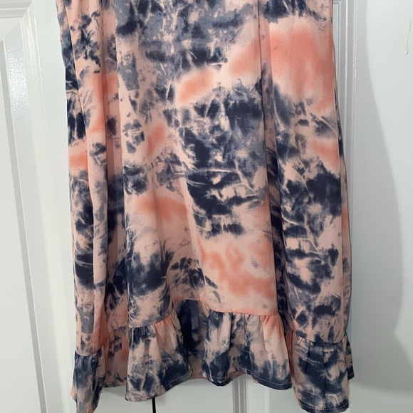 E.ssue Spaghetti Strap Dress size small - Picture 8 of 8